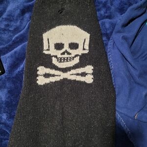 Men's Black Skull Sweater